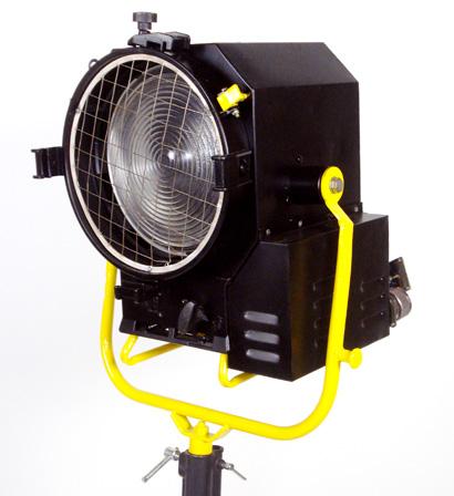 210.140 MONET 1 kW THEATRE M.O.